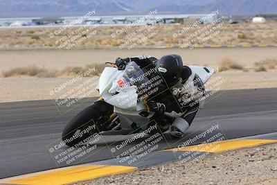 media/Dec-17-2022-SoCal Trackdays (Sat) [[224abd9271]]/Turn 9 Inside (1pm)/